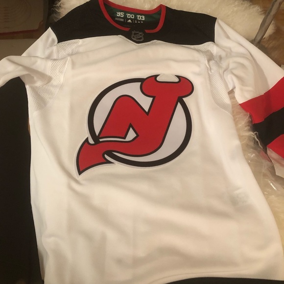 SOLD! Auth. Adidas New Jersey Devils jersey SZ S!! - Picture 3 of 15